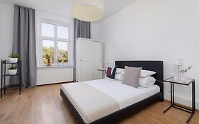 1-Bedroom Apartment - Dluga 65 Street