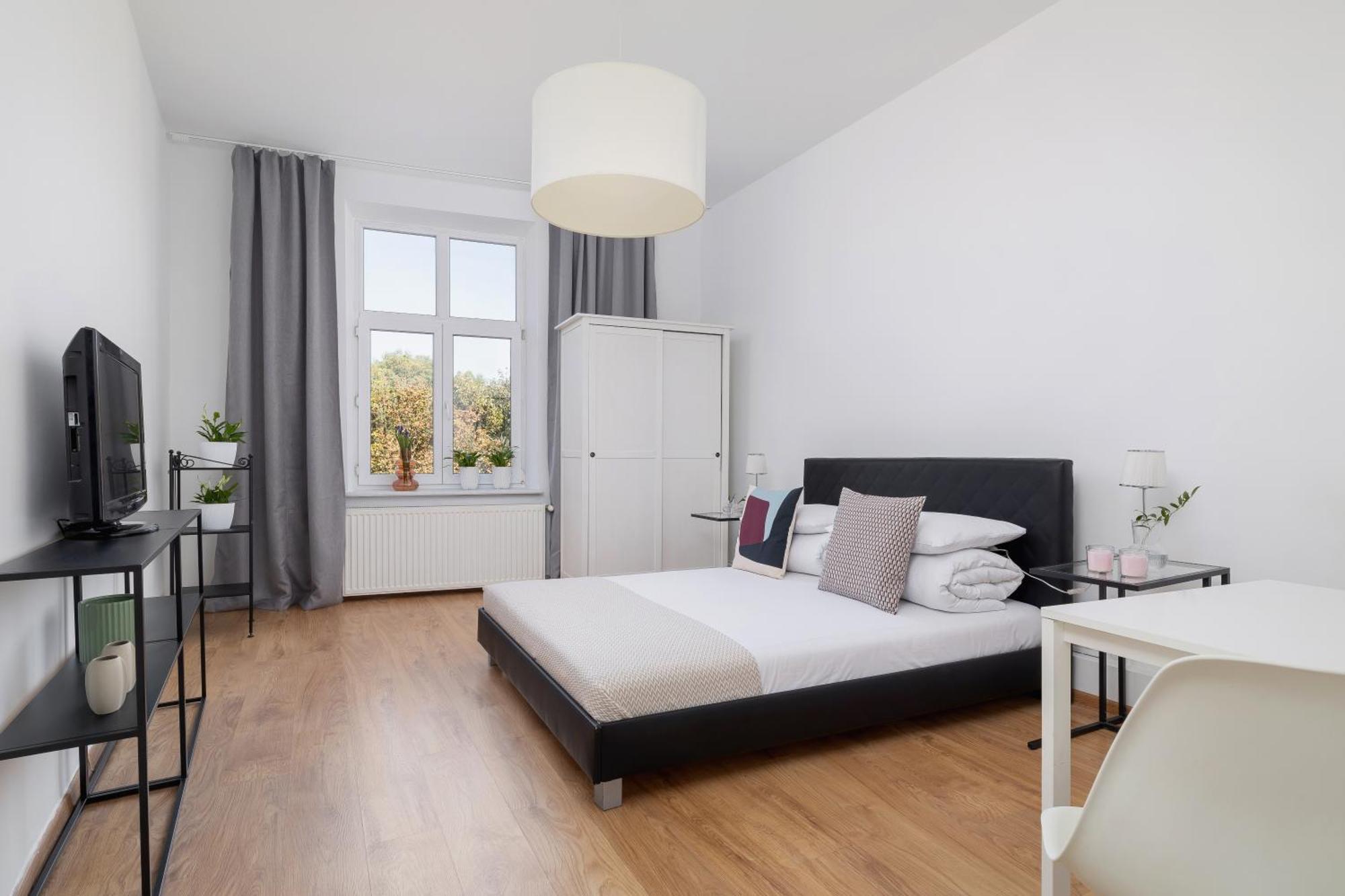 1-Bedroom Apartment - Dluga 65 Street Kraków Zewnętrze zdjęcie