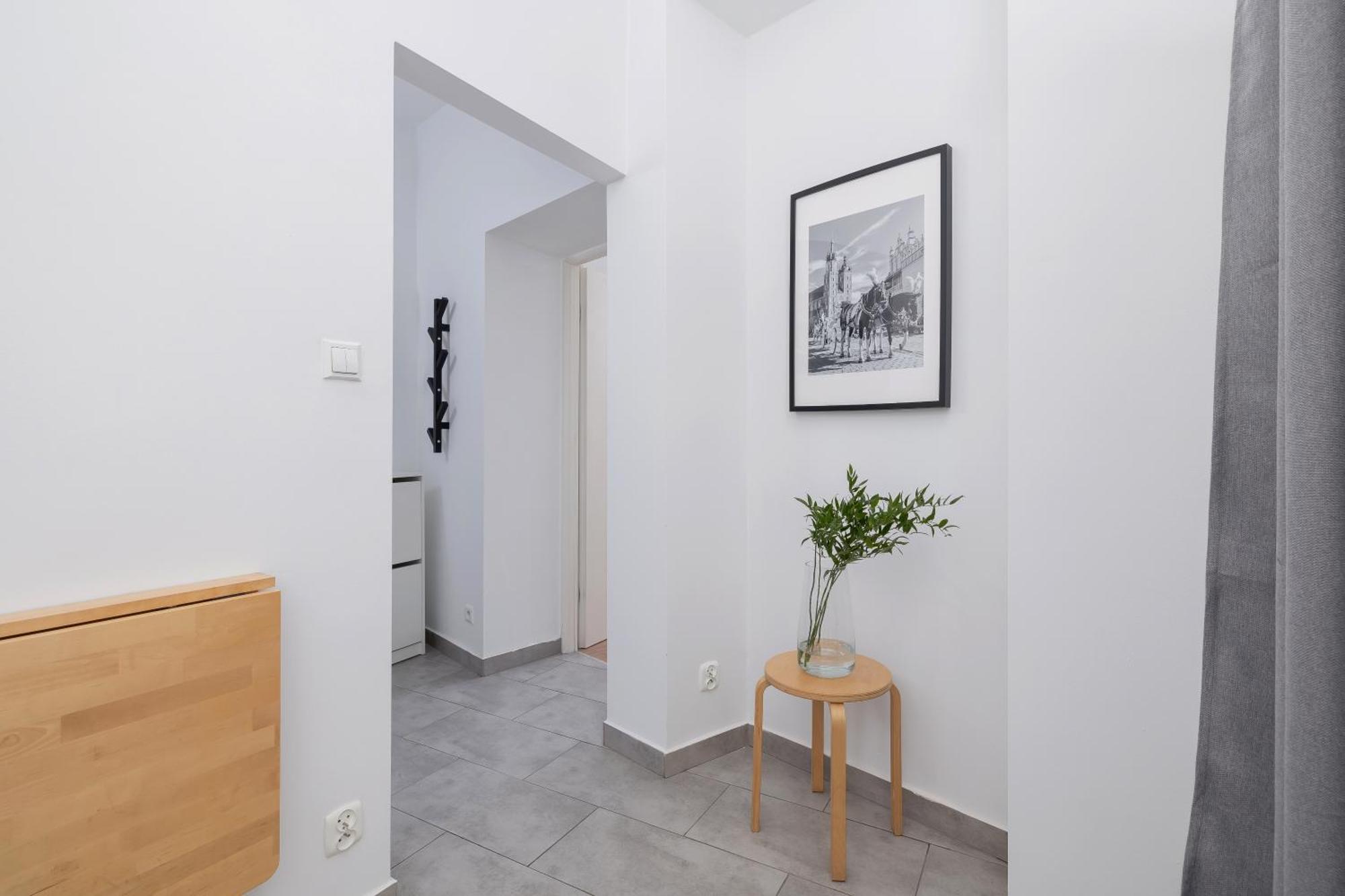 1-Bedroom Apartment - Dluga 65 Street Kraków Zewnętrze zdjęcie