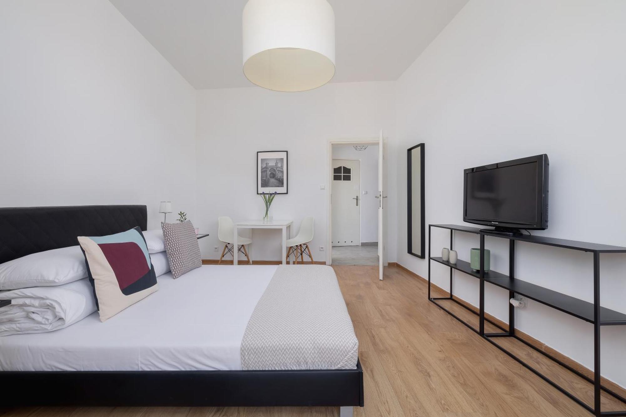 1-Bedroom Apartment - Dluga 65 Street Kraków Zewnętrze zdjęcie