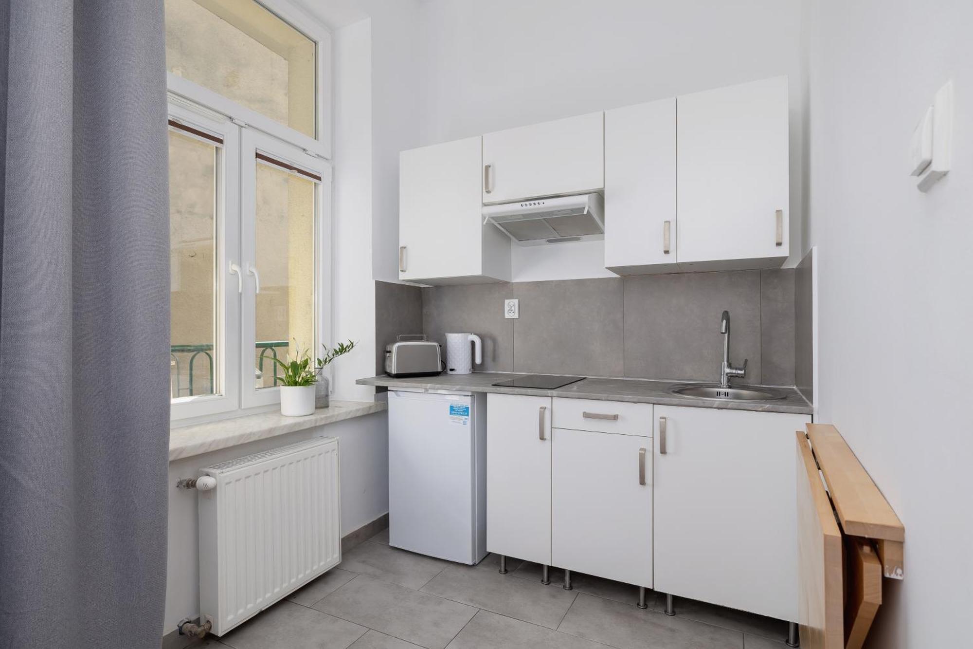 1-Bedroom Apartment - Dluga 65 Street Kraków Zewnętrze zdjęcie